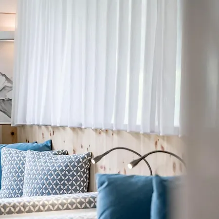 Viktoria Πανσιόν 3*