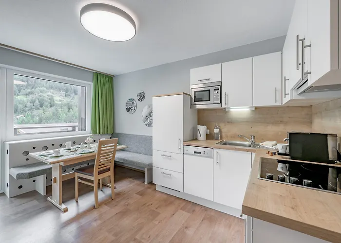 Viktoria Ζόλντεν